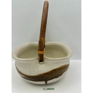 Handmade Studio Pottery Stoneware Basket Bowl w/ Wooden Handle – Artist Signed